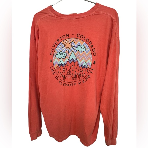 Retro Silverton Colorado CO Peach Pink Men’s Comfort Colors Long Sleeve T-Shirt - Picture 1 of 5